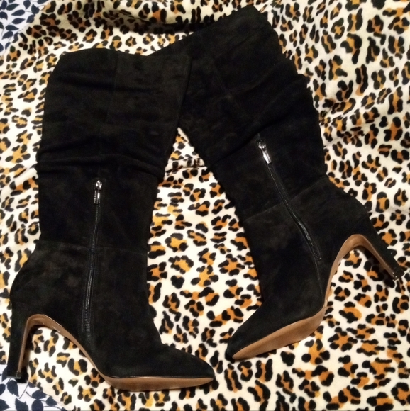 Vince Camuto VP Larink Suede Boot, Size 8 - Picture 3 of 3